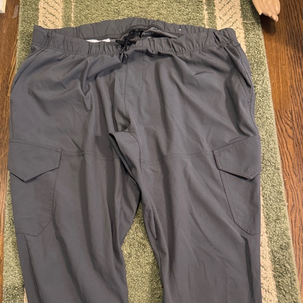 Old Navy Grey Cargo Jogger Pants size XXL - Picture 6 of 7